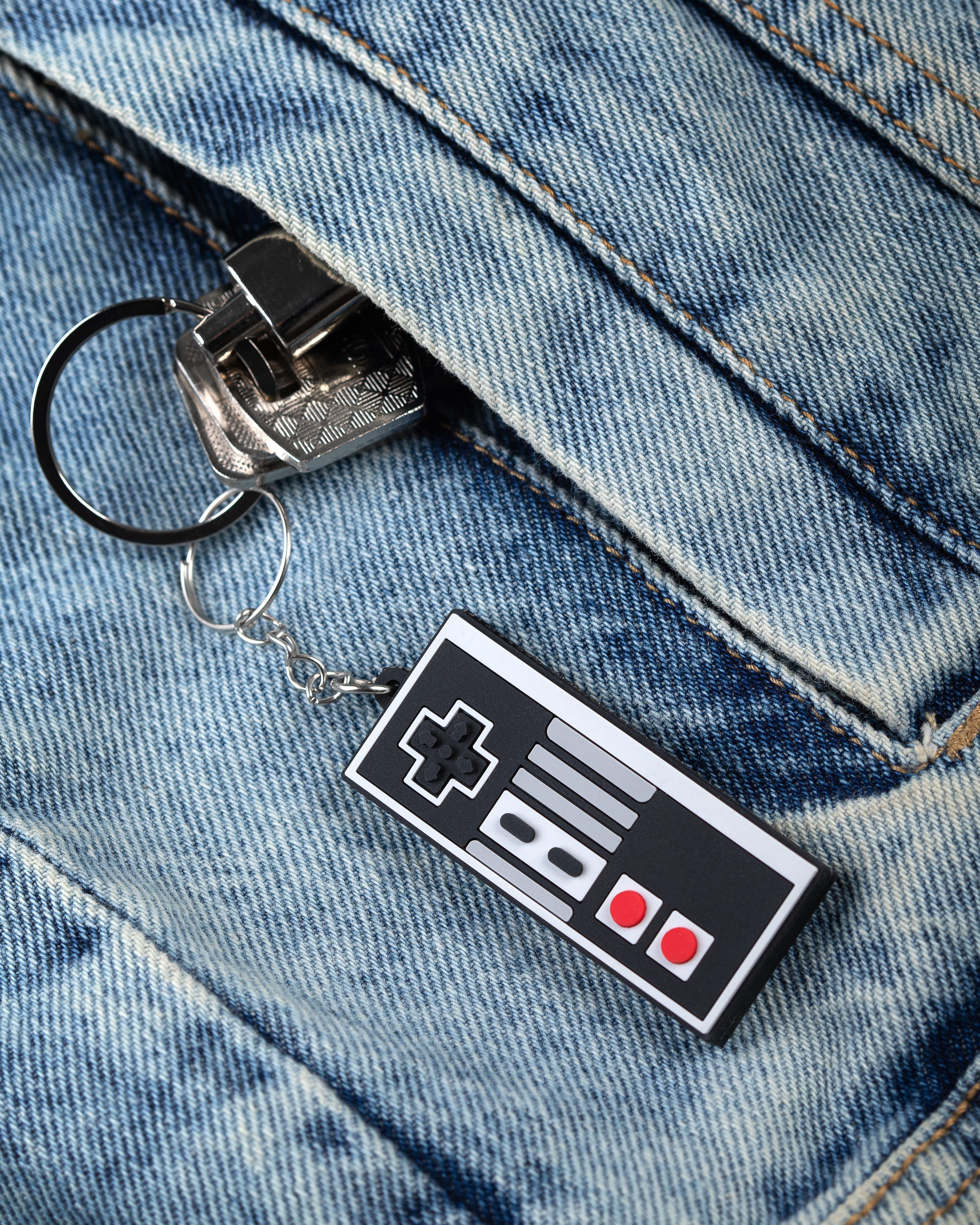 8-bit NES-style Retro Controller Keychain. Retro Gaming Keyring Gift
